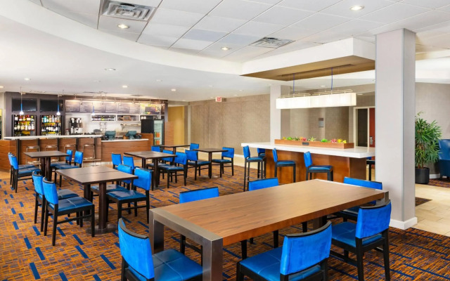 Courtyard by Marriott Phoenix North/Happy Valley