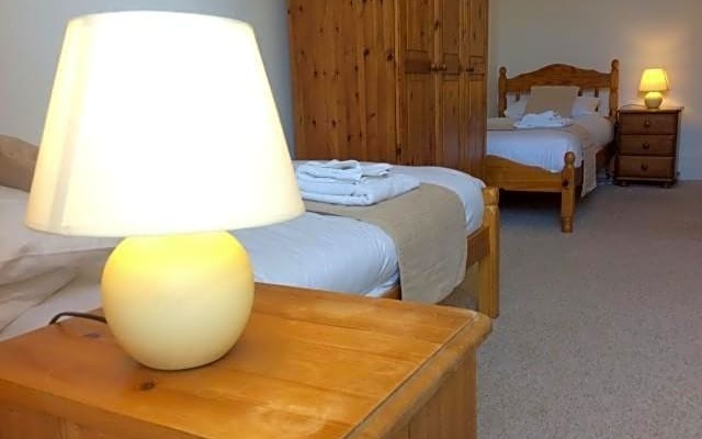 Cavell House Bed and Breakfast
