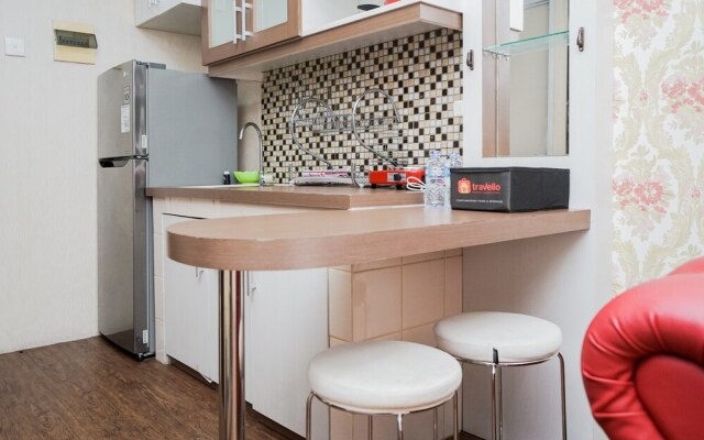 Comfort 2Br At Serpong Greenview Apartment