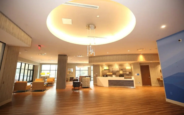 Holiday Inn Express & Suites Charlotte - South End by IHG