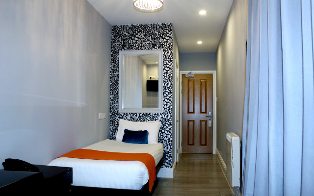 27 Paddington Hotel