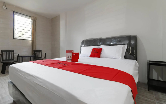 Royal Home Guesthouse by RedDoorz