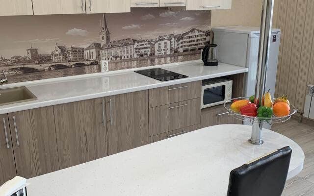 Be Home (Би хоум) на улице Красных Мадьяр 14