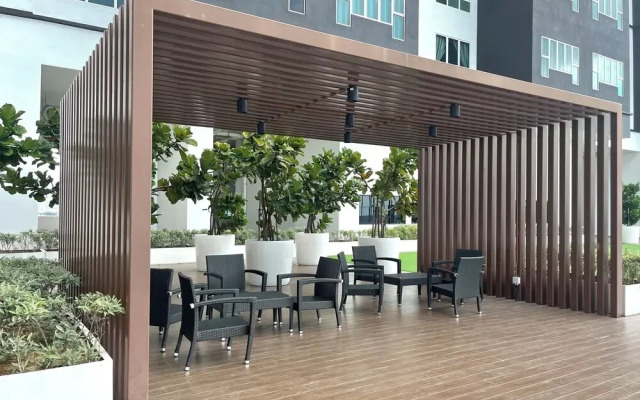 Amber Cove Melaka by Manhattan Group