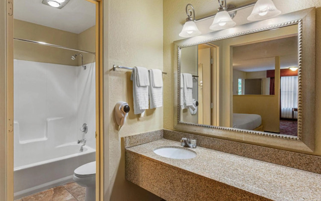 Best Western Pine Springs Inn