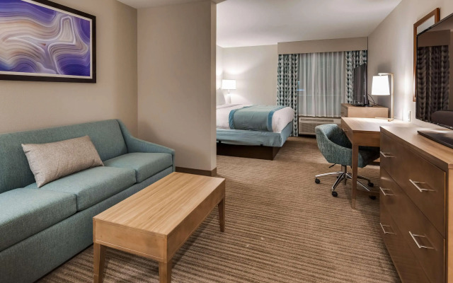 Best Western Plus Desoto