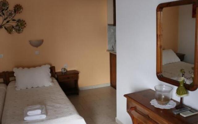 Studios Angela Village