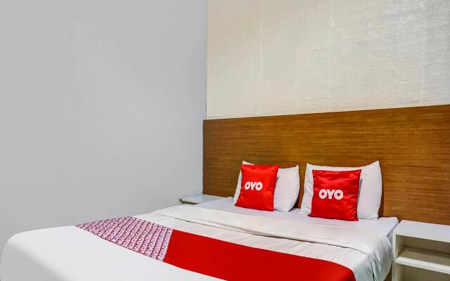 OYO 90872 Coolz Homestay Tebet Near TIS Square