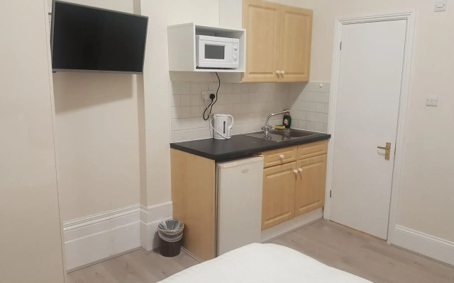 1 Craven Hill Gardens