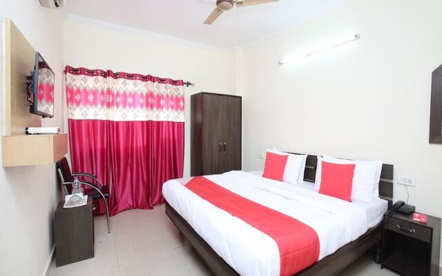 OYO 14621 Dream Residency