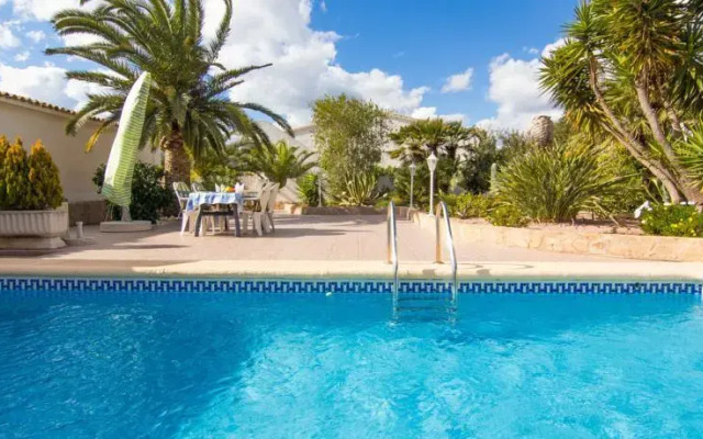 Abahana Villa Sima