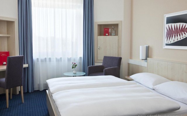 Отель IntercityHotel Ulm Германия, Ульм - 4 отзыва об отеле, цены и фото номеров - забронировать отель IntercityHotel Ulm онлайн комната для гостей