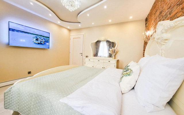 Аэлита на улице Пестеля