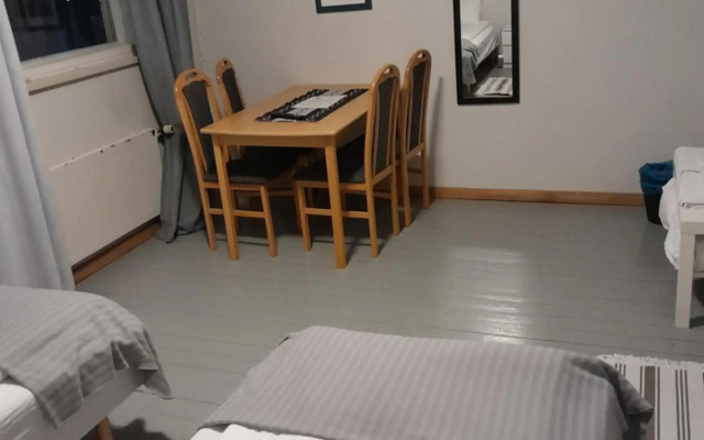 Oulun Satamahuoneet ja -ravintola