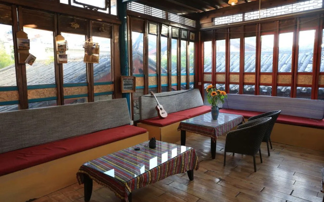 Sushe self-service Inn