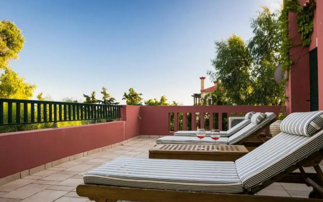 6 Bedroom Luxury Villa Above Ai Helis Beach