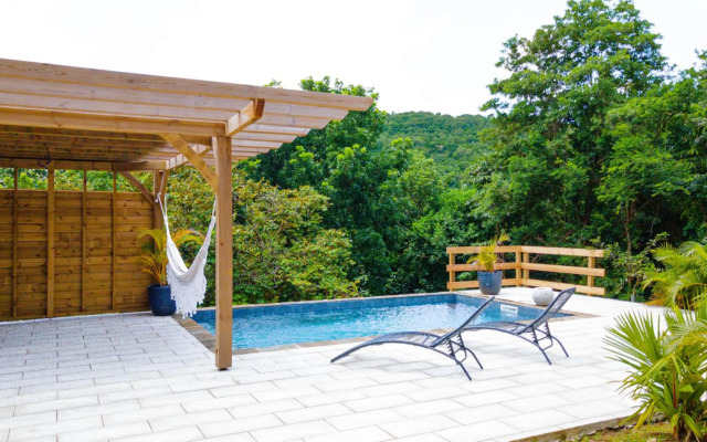 Résidence ZEN & CALM immense HAUT DE VILLA F4 avec piscine