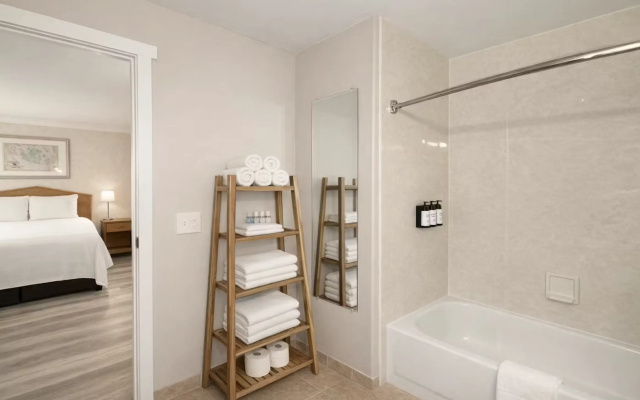 Friday Harbor Suites