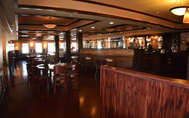 Waynebrook Inn, Est 1865