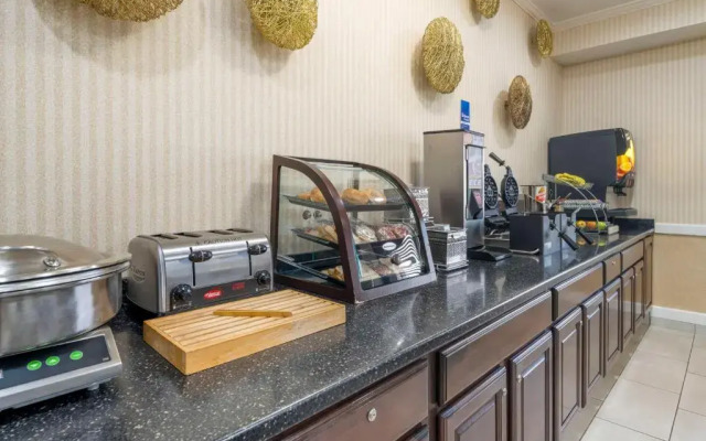 Holiday Inn Express Celina