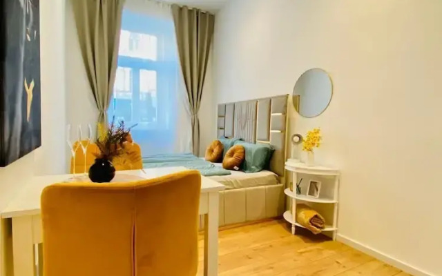 Charming 4 Bedroom Apartment Ottakring