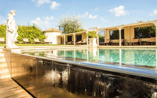 Hotel Carducci 76