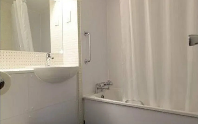 Travelodge Shrewsbury Bayston Hill