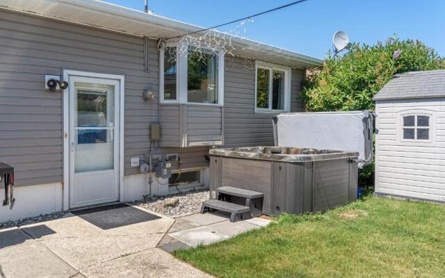 Bahama Breeze I Hot Tub I Pool I 5 Bedroom