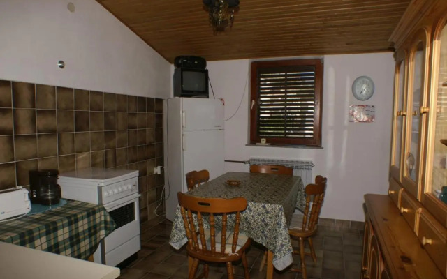 Apartments by the sea Duce, Omis - 945