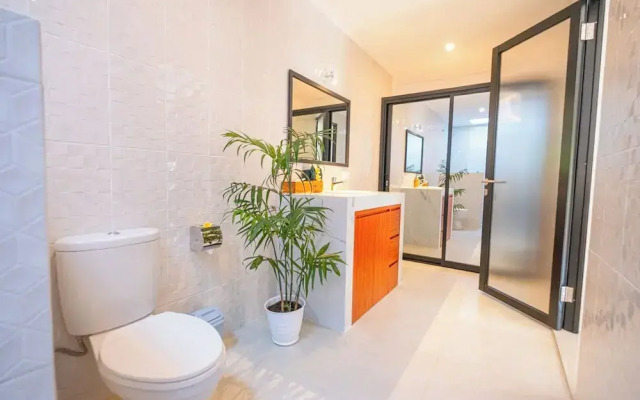 Crystal Flow Guest House & Apartment Canggu