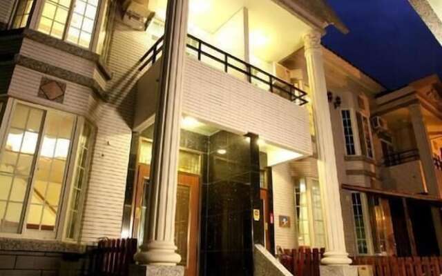 Bear Castle Homestay
