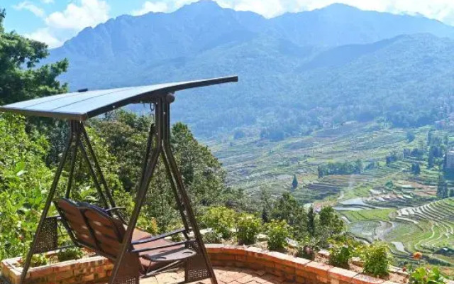 Yuanyang Liuyunge Chinese Inn (Duoyishu Scenic Area)
