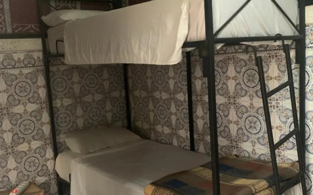 Hostel BE 20