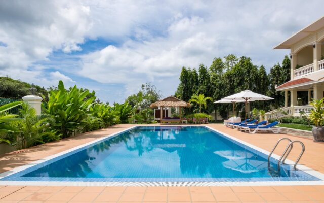 Riviera Hotel & Resort Kep