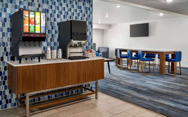 La Quinta Inn by Wyndham Columbus Airport Area