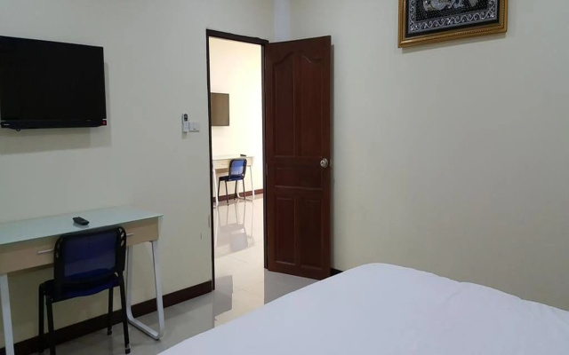 Charoensuk Grand Hotel