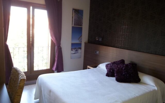 Maiya Business Hotel