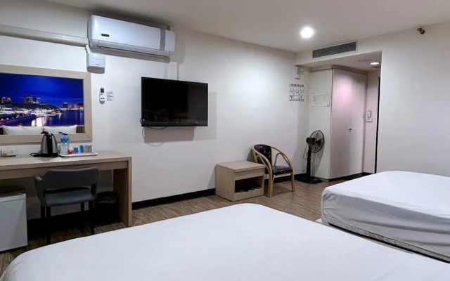 Lotus Yuan Business Hotel