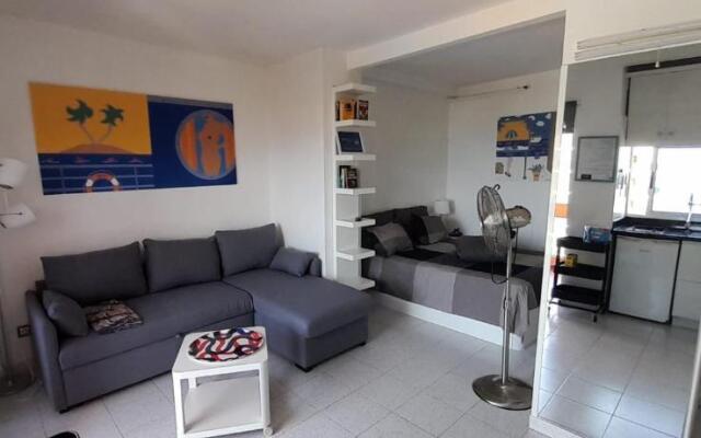 Perla's House Studio with incredible sea view