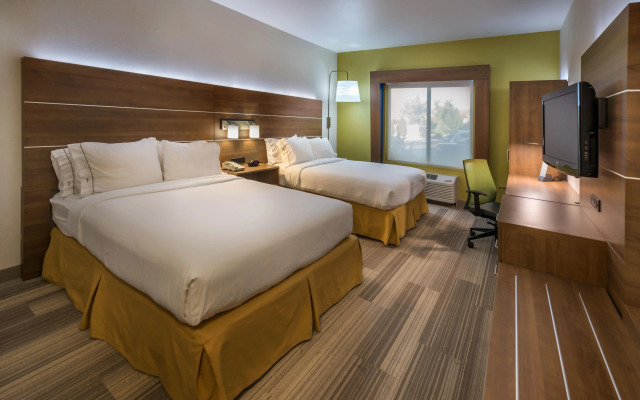 Holiday Inn Express & Suites Carson City by IHG
