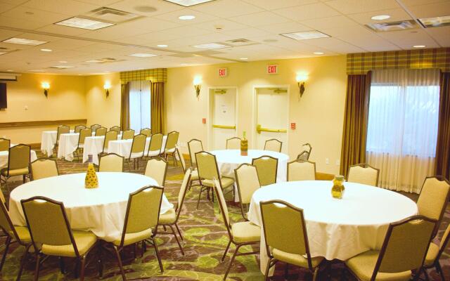 Hampton Inn and Suites College Station