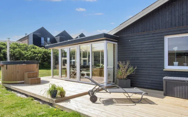 Luxury Spa Retreat in Thorsminde - By Traum Ferienwohnungen