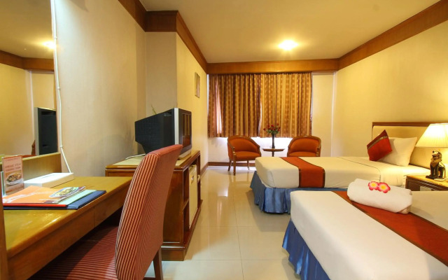 Silom Avenue Inn