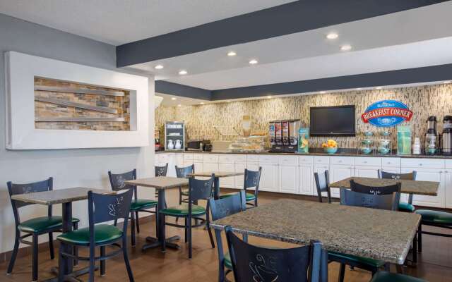 Baymont by Wyndham Wilmington