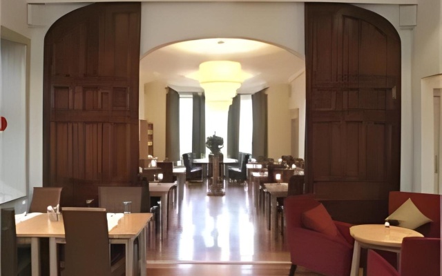 Nether Abbey Hotel