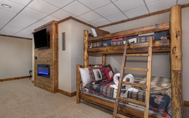 533dancebearspncb - Dancin' Bear Ridge