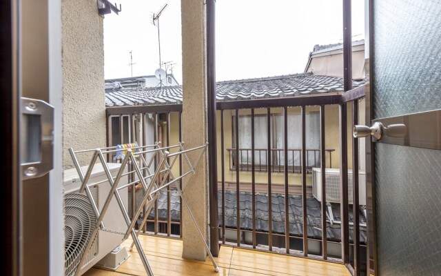 Kizuna House near Nijo Castle