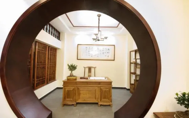 Xiqiao Night Language River View Homestay (Phoenix Ancient City Lijiang Branch) – Hotel Rooms – Xiangxi