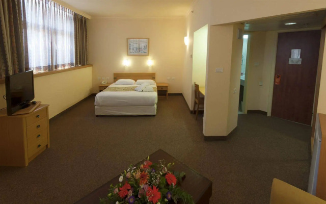 Inbar Hotel