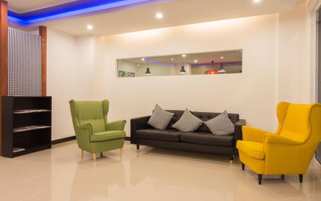 Krabi Inn And Omm Hotel